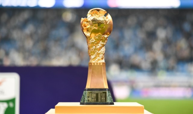 开云官网-中超球队外援变更：泰山调整一人数量最少，铜梁龙和海牛全数换新