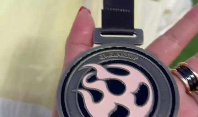 kaiyun-超级杯夺冠赛后，张稀哲赛后：啤酒呢？这不得喷一下