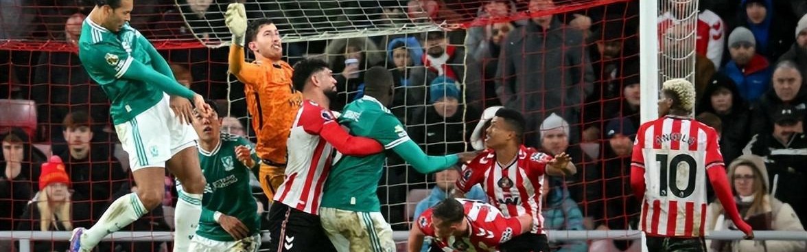 开云官网-1:0！萨拉赫队史第一，范戴克一锤定音，利物浦重返胜利紧咬曼联