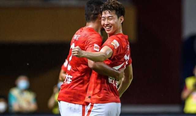 开云官网-广州队两连胜结束第一阶段 卡帅兴奋足球理念清晰