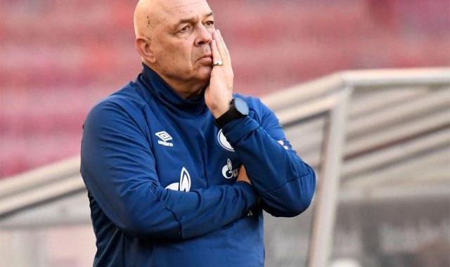 开云下载-5个月5名主帅！情飞德乙的沙尔克何以沦落至此？