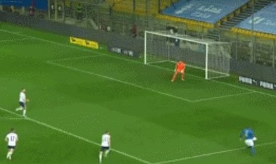 kaiyun-【世预赛】贝拉尔迪因莫比莱破门 意大利2比0北爱